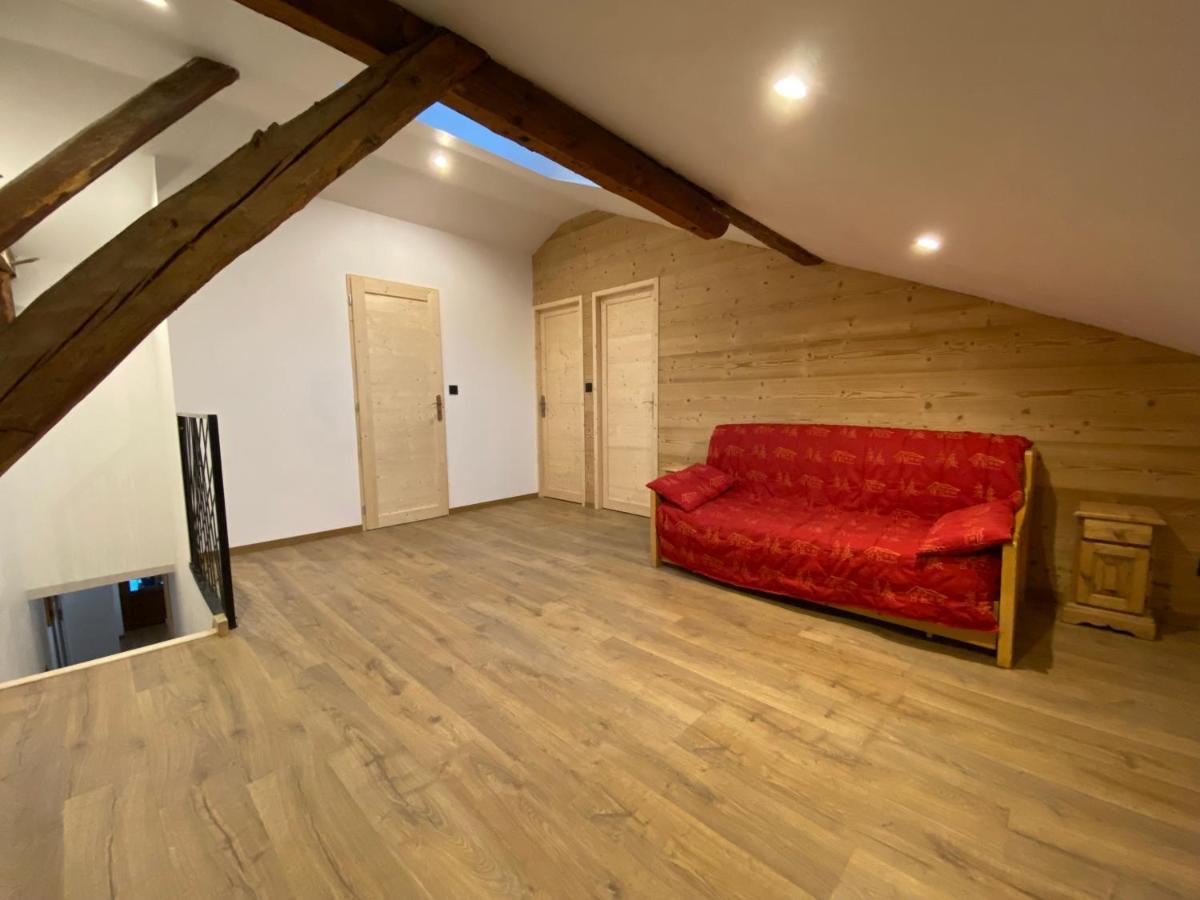 Appartement 75M2 Duplex Au Coeur Du Village De Queige מראה חיצוני תמונה